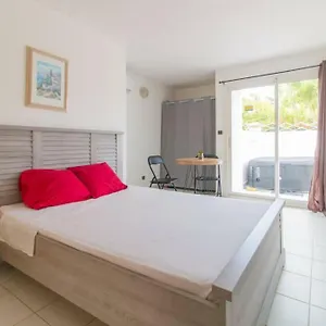 superbe-studio-avec-jacuzzi-prive.comcaribbean.com/